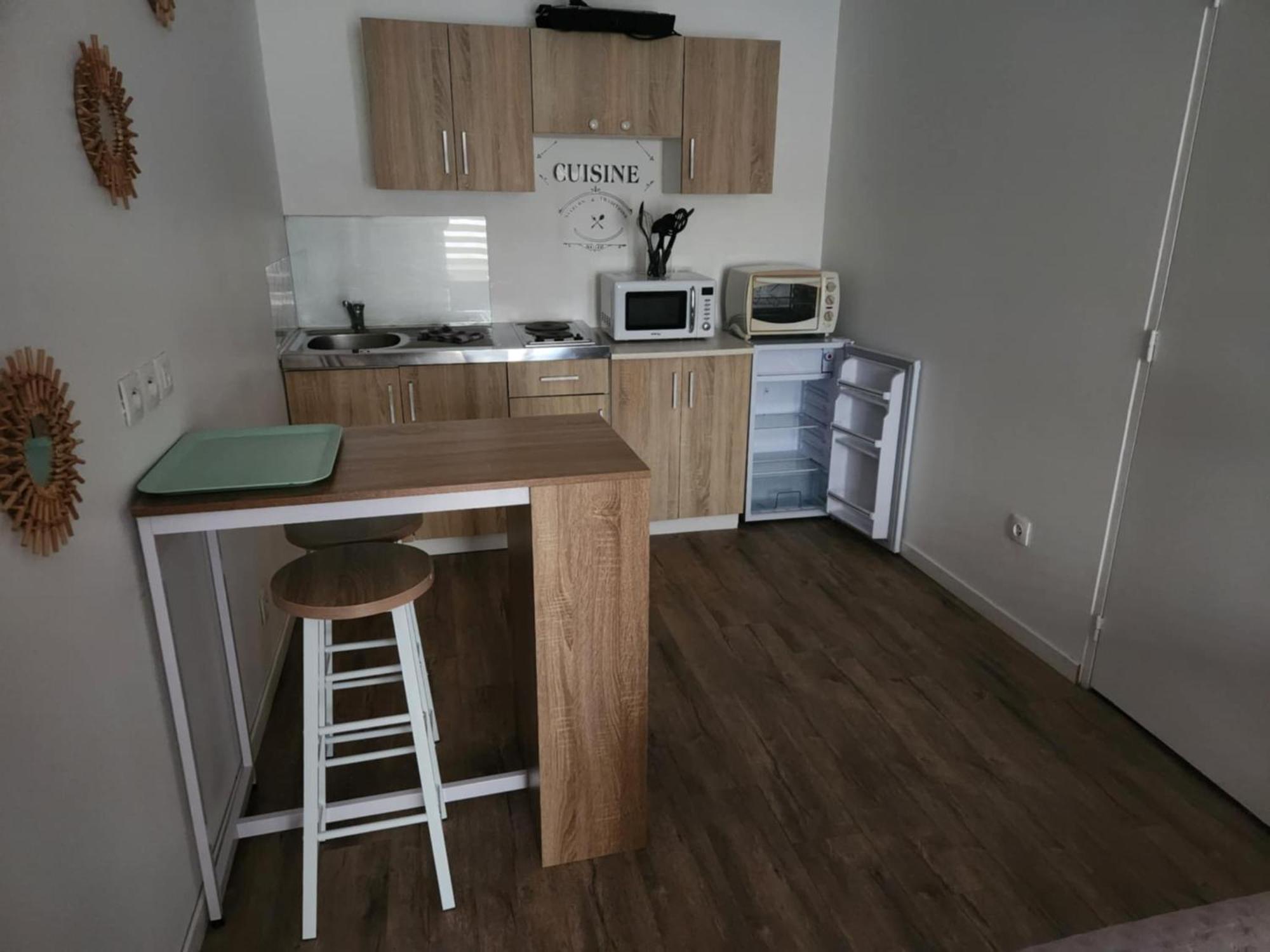 Studio Avec Terrasse Troarn Esterno foto